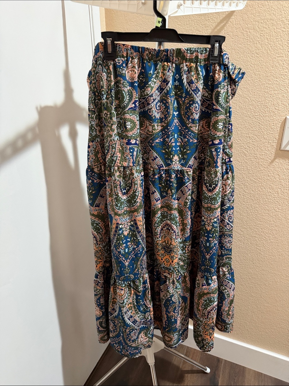 SHEIN Green & Navy Paisley Tiered Maxi Skirt